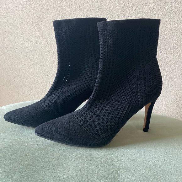 Black Bootie Heels - Picture 1 of 5